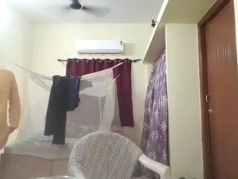 THE NAKED BOY online show from October 17, 2025, 7:22 am