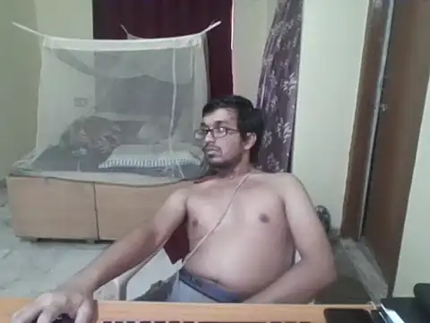 THE NAKED BOY online show from February 17, 2026, 4:09 am