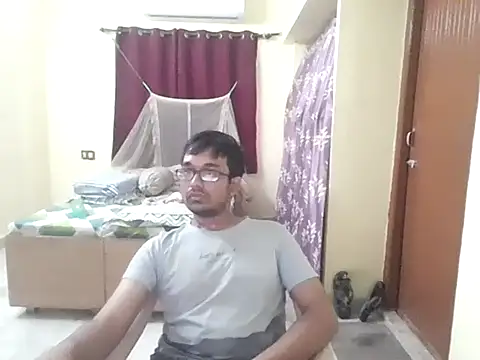 THE NAKED BOY online show from May 27, 2026, 3:03 am