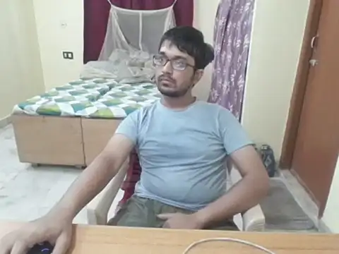 THE NAKED BOY online show from June 9, 2026, 4:13 am