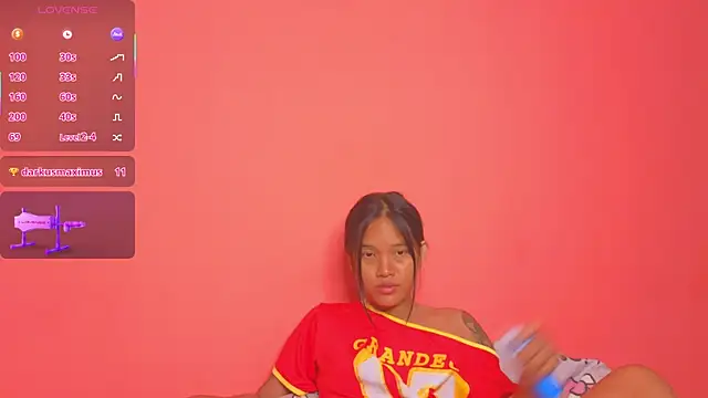 Natsu   online show from February 1, 2025, 6:19 pm