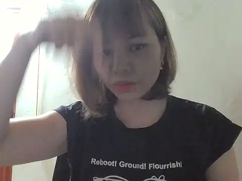 Angela-Eira online show from October 27, 2025, 9:08 pm