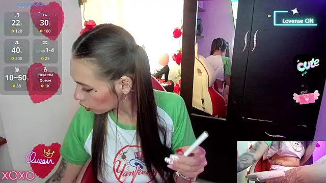 sweetlittlelisa online show from February 25, 2026, 8:29 pm