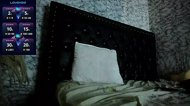 wakanda1995 online show from September 22, 2025, 10:01 pm