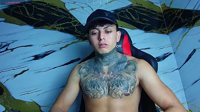 Kevin22 222 online show from February 28, 2025, 3:37 am