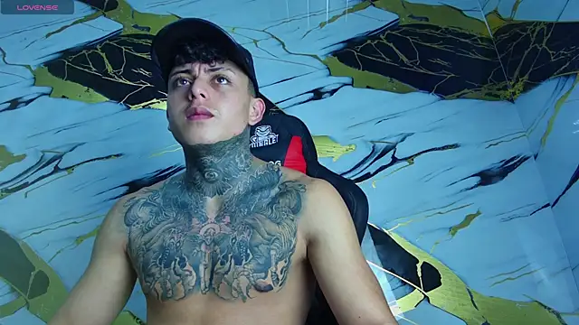 Kevin22 222 online show from March 23, 2025, 1:53 am