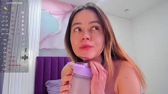 Kelly Cuutie online show from February 1, 2025, 8:08 am