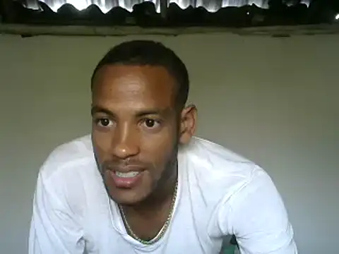 Snapshot of michel_sc chatting on May 3, 2026, 12:00 pm michel sc online show from May 3, 2026, 12:00 pm