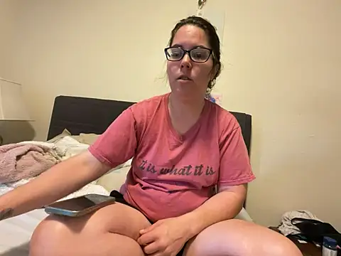 FreakNastyLacie online show from October 7, 2025, 3:20 pm