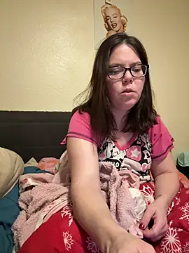 FreakNastyLacie online show from December 19, 2025, 4:19 am