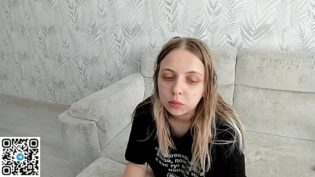 Alice Halle online show from June 20, 2026, 3:09 am