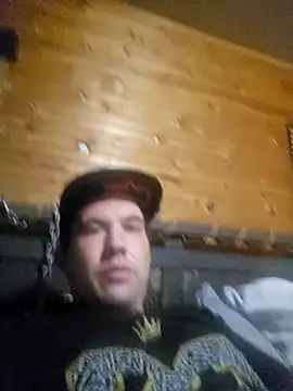 notsure353 online show from February 9, 2025, 11:36 pm