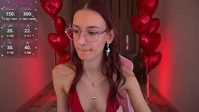 CozyMell online show from February 21, 2025, 2:38 pm