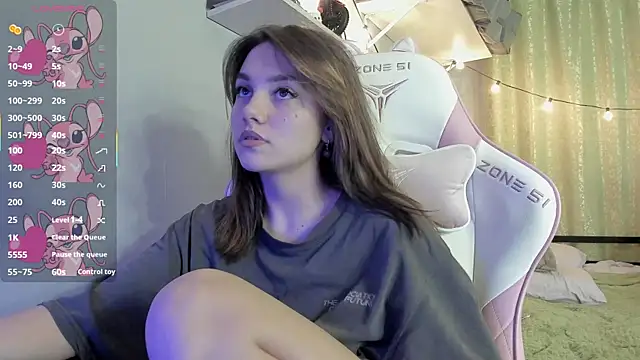 MashkaRay online show from February 12, 2025, 8:29 pm