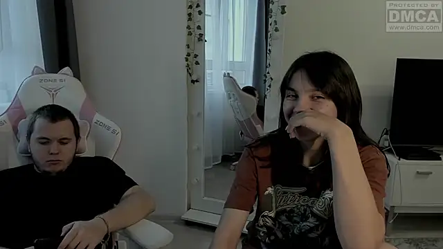 MashkaRay online show from October 9, 2025, 1:53 pm