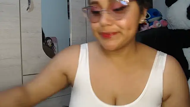 SWEETT CORY online show from December 22, 2025, 3:47 am