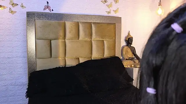 ximenawilliamss online show from December 21, 2025, 10:39 pm