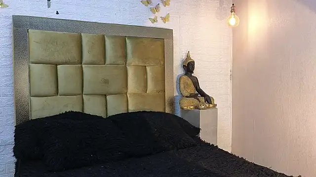 ximenawilliamss online show from February 10, 2026, 10:14 pm