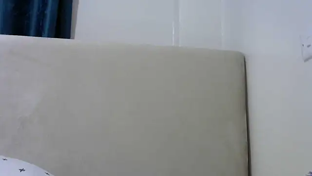 Latiffagodess online show from October 23, 2025, 3:17 am