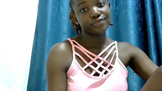 Snapshot of Latiffagodess chatting on May 27, 2026, 5:15 am Latiffagodess online show from May 27, 2026, 5:15 am