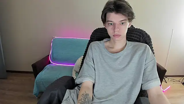 Liam sexy1 online show from December 18, 2024, 8:09 am