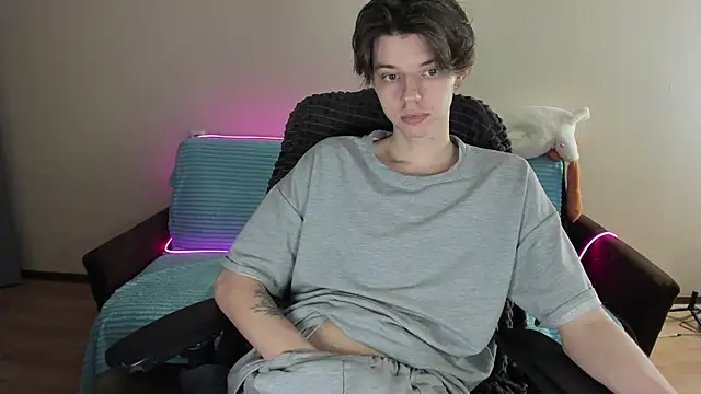 Liam sexy1 online show from January 19, 2025, 1:33 pm