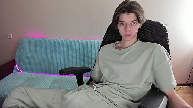 Liam sexy1 online show from February 13, 2025, 2:20 pm