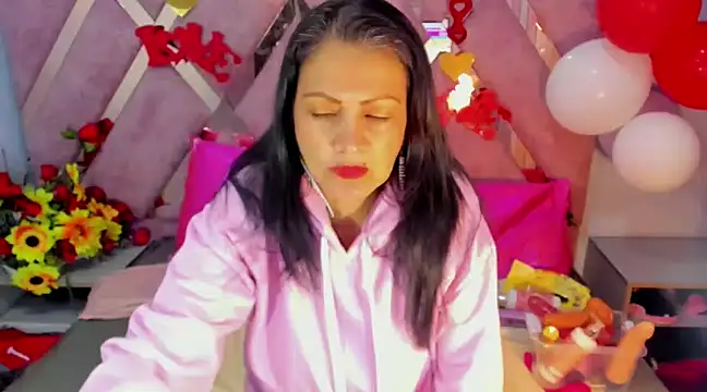 Mulan sexy01 online show from February 18, 2025, 2:06 pm