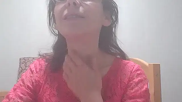 HollyJewel online show from December 20, 2024, 5:51 pm