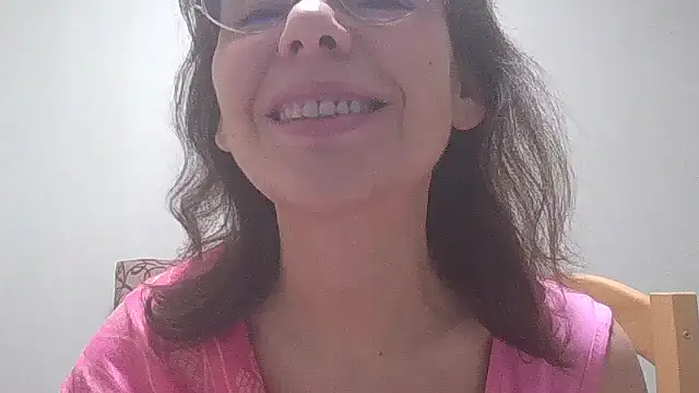 HollyJewel online show from January 10, 2025, 4:41 pm