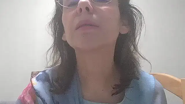 HollyJewel online show from January 23, 2025, 4:48 pm