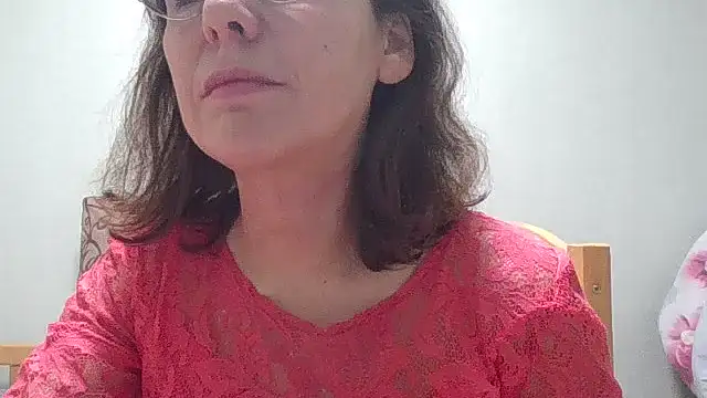 HollyJewel online show from December 14, 2025, 6:23 pm