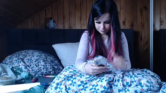 BoeseMoni1998 online show from October 10, 2025, 12:37 pm