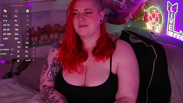 Snapshot of opalreigning chatting on July 20, 2026, 10:07 am opalreigning online show from July 20, 2026, 10:07 am