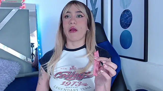 ZaraDames  online show from March 7, 2025, 4:46 am