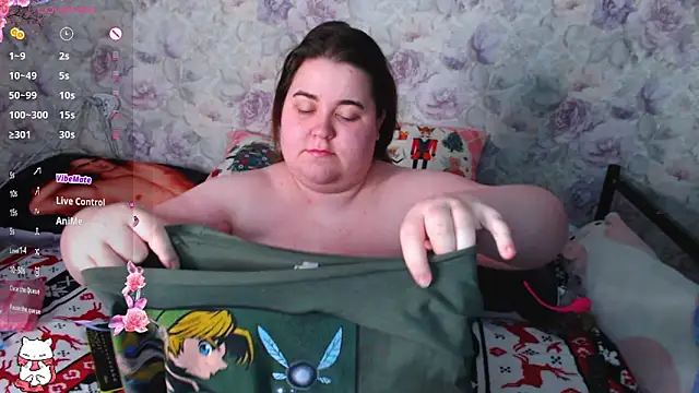 Estelle Hicks online show from January 7, 2025, 6:14 pm