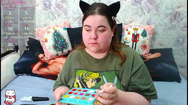 Estelle Hicks online show from February 17, 2025, 6:15 pm