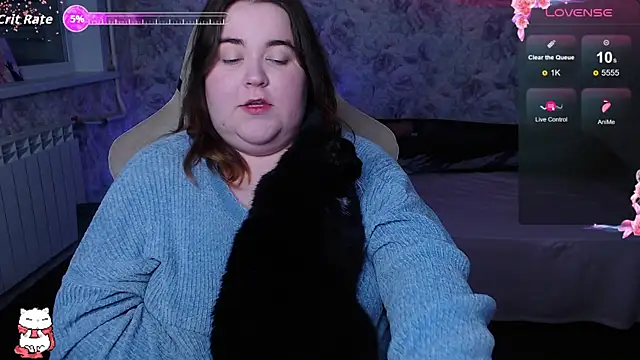 Estelle Hicks online show from September 14, 2025, 6:18 pm