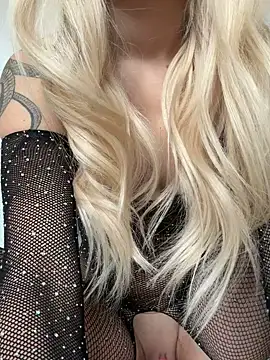 AmaliaMarkova  online show from February 23, 2025, 7:44 am