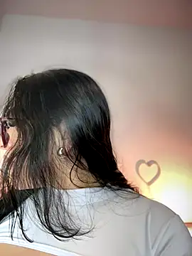 KatteWise online show from October 28, 2025, 3:10 am