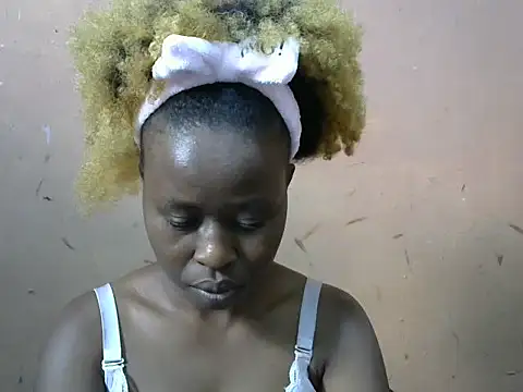 sexy-rosie online show from September 18, 2025, 8:49 am