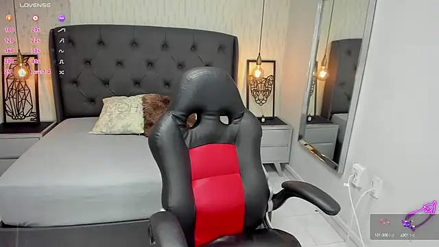 SUZETMONACO online show from September 22, 2025, 7:16 pm