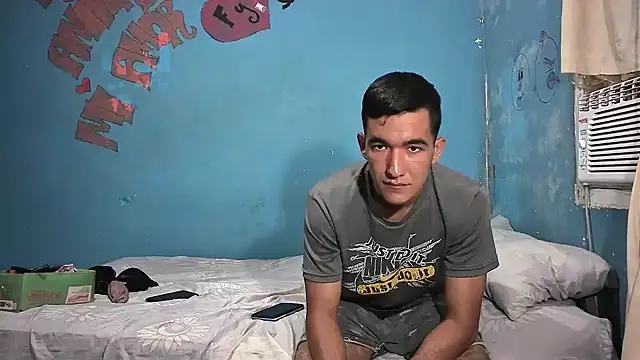 Sweetiefoxxx online show from January 30, 2025, 2:04 pm