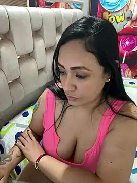 marta201 alfaro online show from January 13, 2025, 3:58 pm