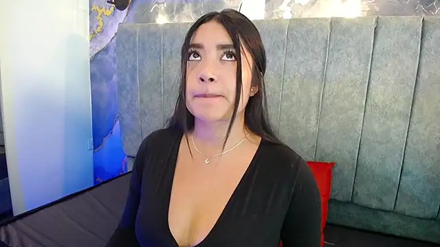 Susy thomson online show from March 27, 2026, 10:42 pm