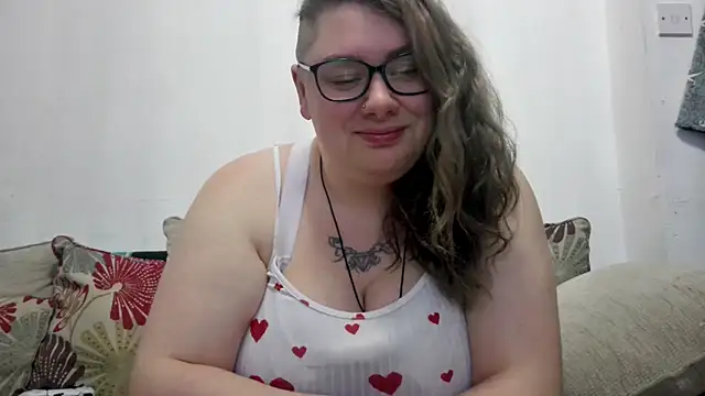 Bustycurves online show from January 11, 2026, 12:37 am