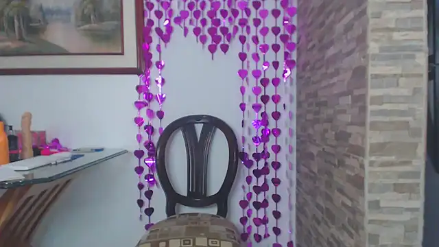 brigitht online show from February 28, 2025, 8:28 pm