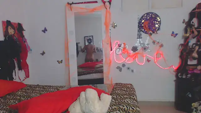 brigitht online show from October 22, 2025, 9:53 am