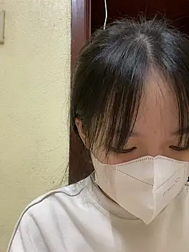 minmin2kk5 online show from March 4, 2025, 2:10 pm