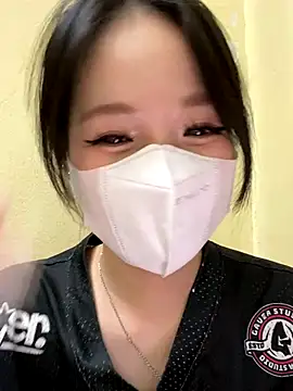 minmin2kk5 online show from September 18, 2025, 4:09 pm